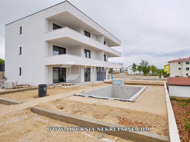Apartma Naprodaj - Primorsko-goranska Krk - foto 2/13
