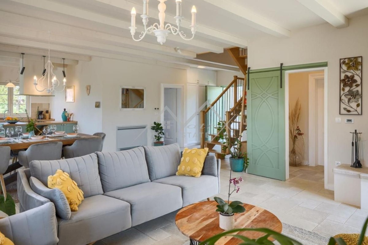Casa In vendita - Istarska Poreč - foto 3/43
