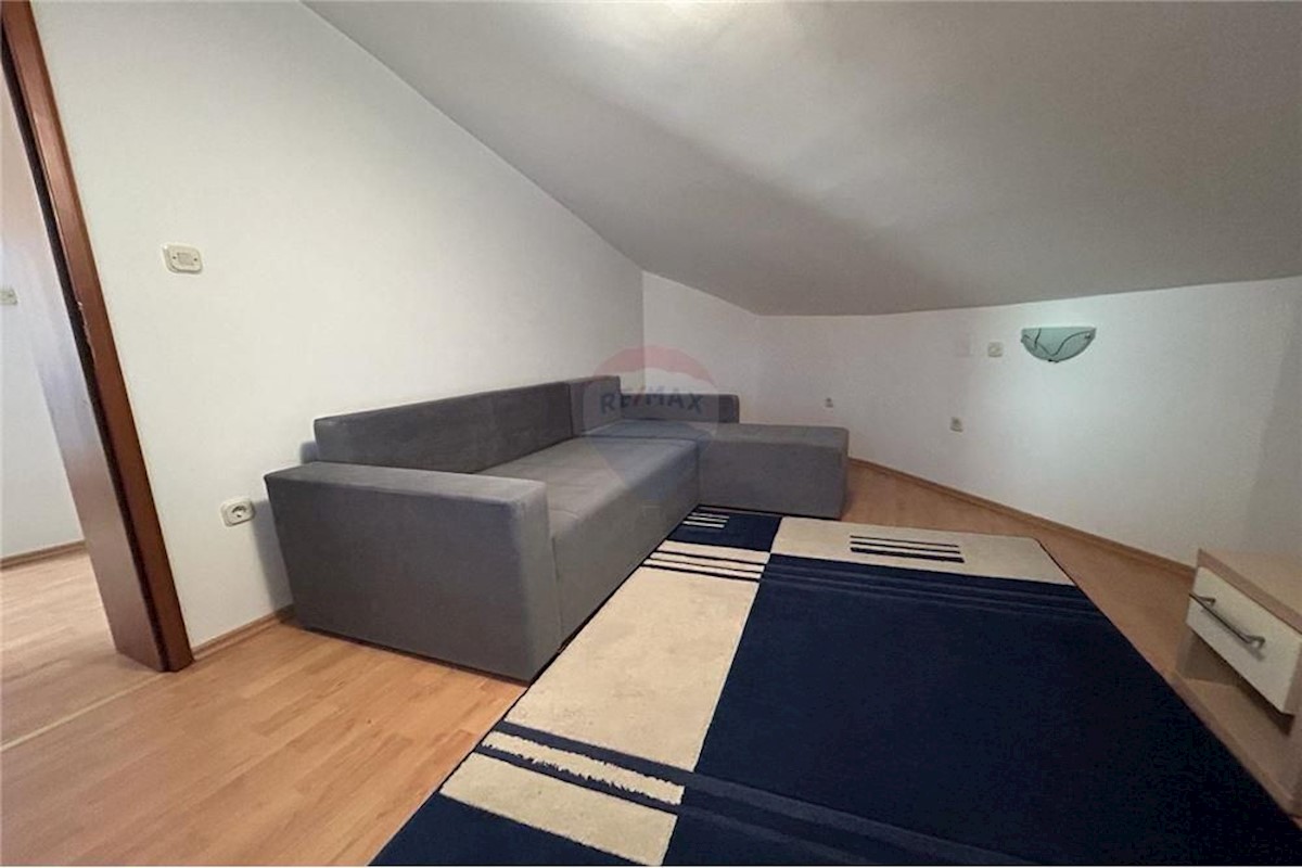 Apartma Na predaj - LIČKO-SENJSKA NOVALJA