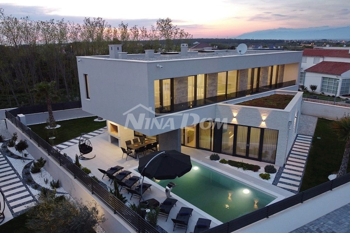 House For sale - ZADARSKA Nin