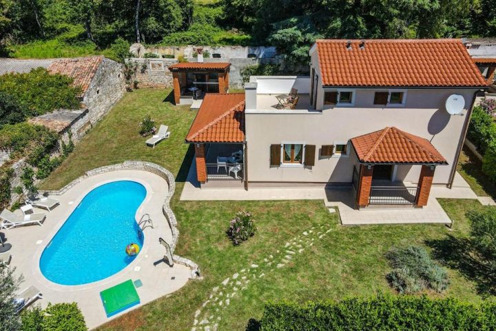 House for sale 144 m² – Kolumbera