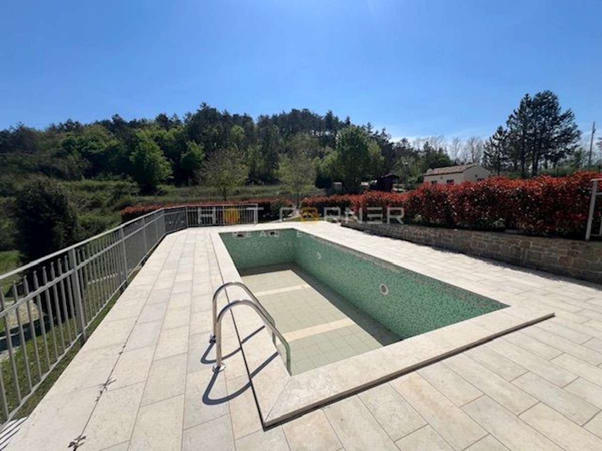 Land For sale - ISTARSKA MOTOVUN