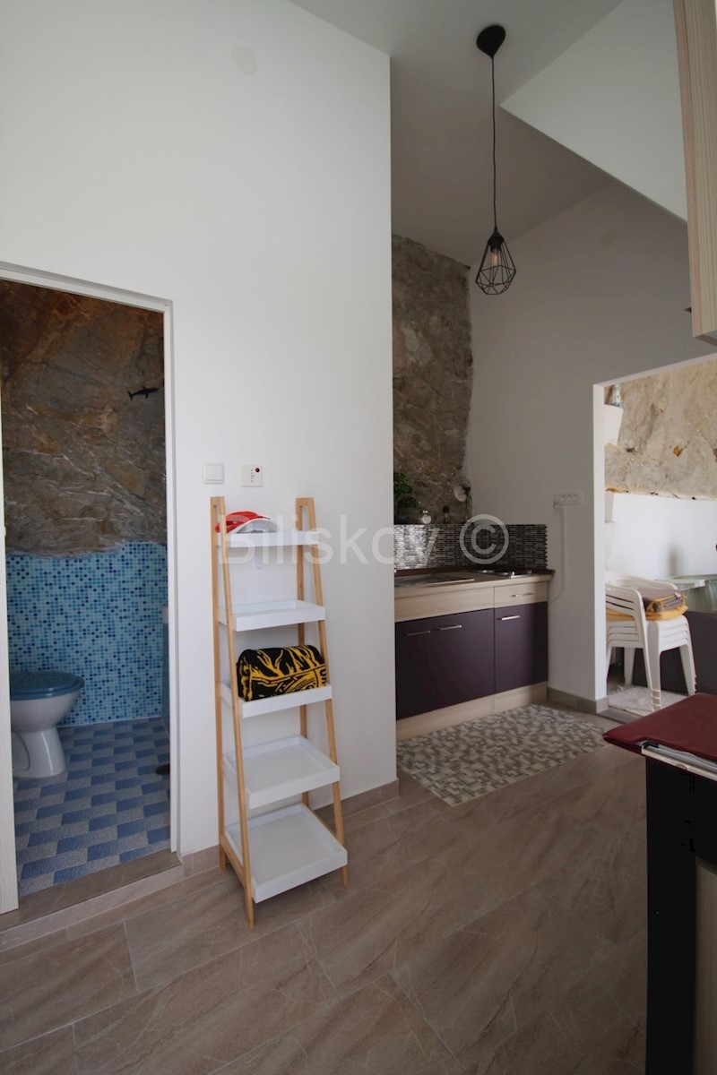 Casa In vendita - SPLITSKO-DALMATINSKA SPLIT