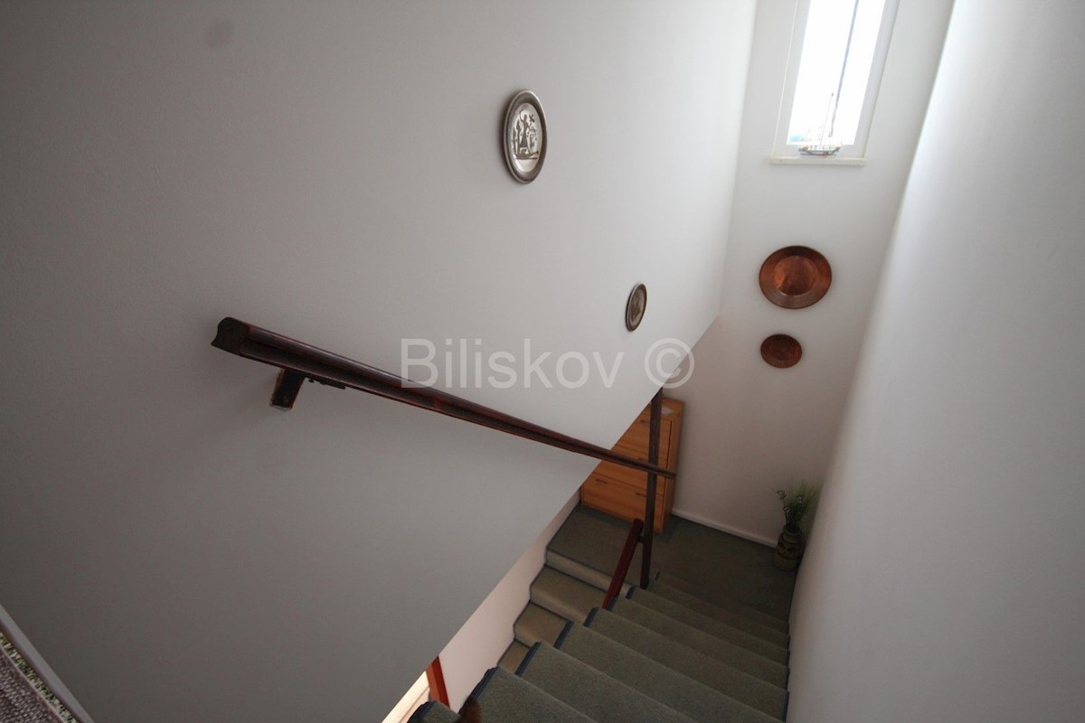 Casa In vendita - SPLITSKO-DALMATINSKA SPLIT