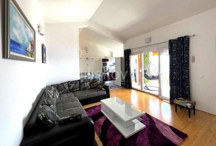Apartmán na predaj 98 m² – Okrug Gornji