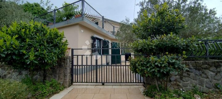 House for sale 120 m² – Dobrinj
