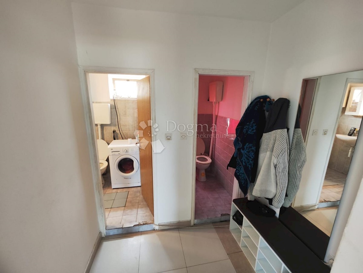 Apartma Na predaj - ŠIBENSKO-KNINSKA ŠIBENIK