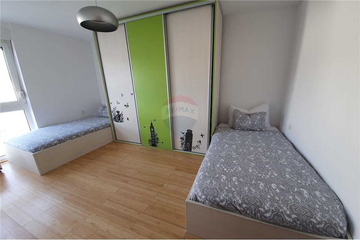 Apartment Zu verkaufen - SPLITSKO-DALMATINSKA SPLIT