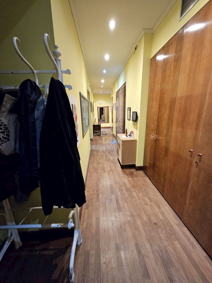 Apartment Zu verkaufen - PRIMORSKO-GORANSKA RIJEKA