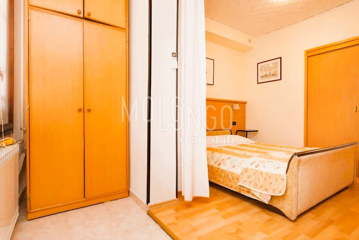 Kuća Na prodaju - ISTARSKA UMAG