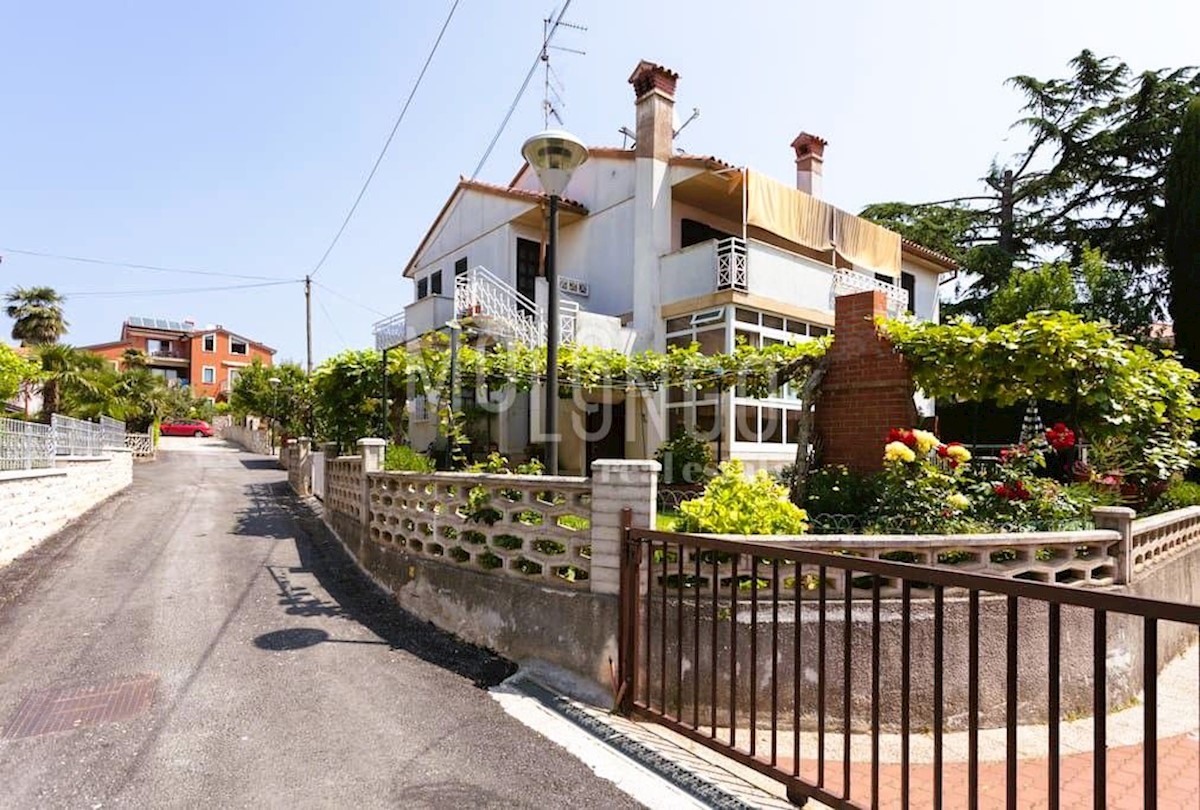 Kuća Na prodaju - ISTARSKA UMAG