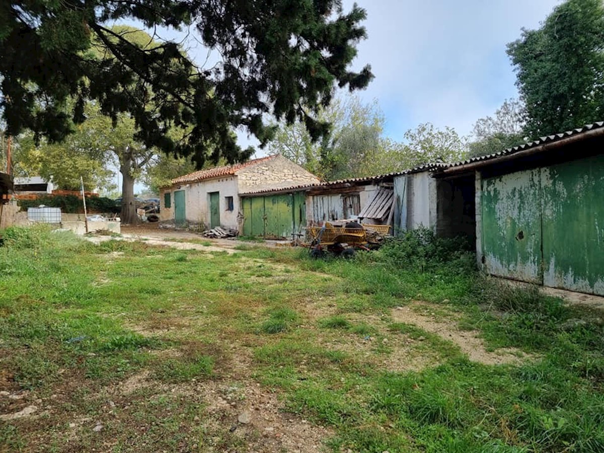 Land For sale - ISTARSKA LIŽNJAN