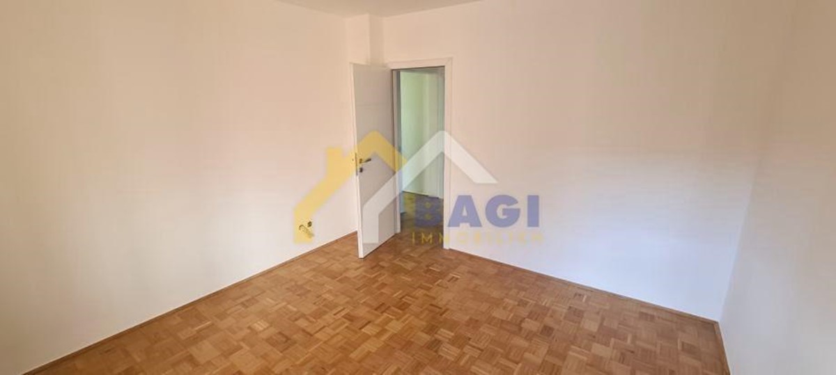 Appartement À louer - GRAD ZAGREB ZAGREB