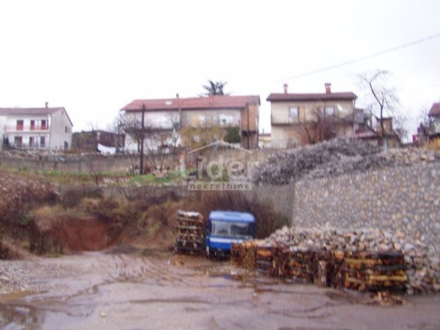 Pozemek na prodej 1300 m² – Zamet