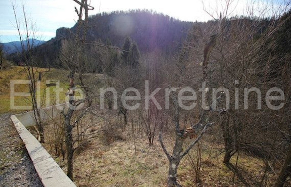 Land For sale - PRIMORSKO-GORANSKA ČABAR