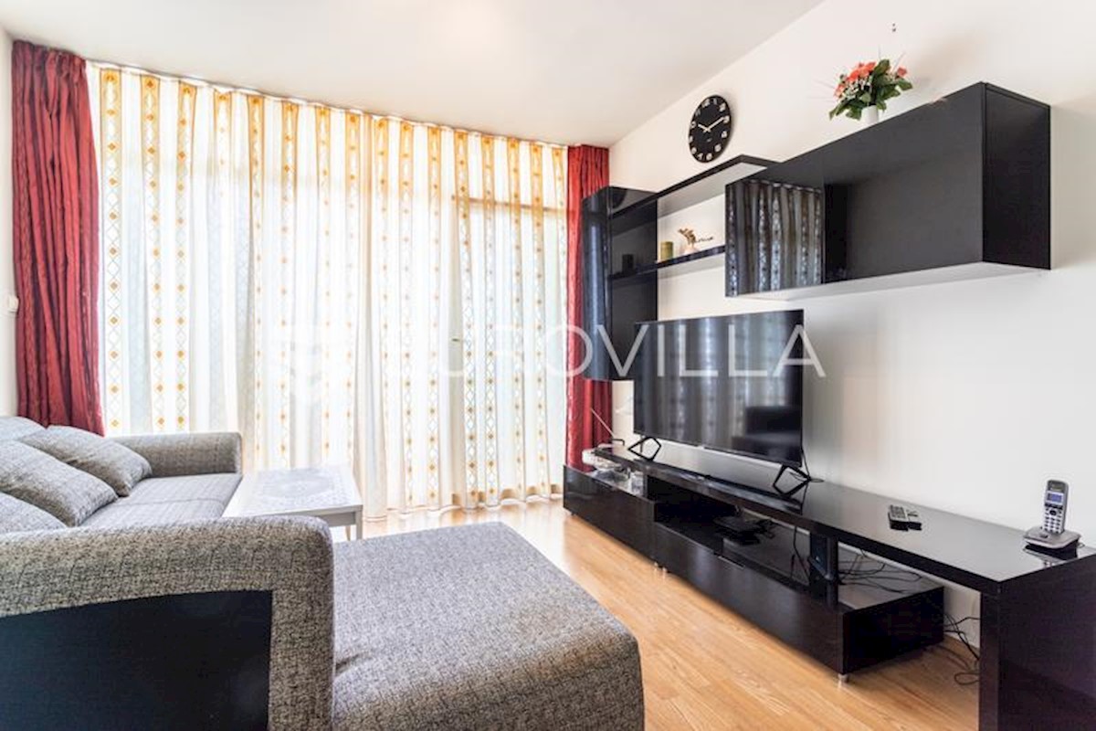 Flat For sale - SPLITSKO-DALMATINSKA BRAČ