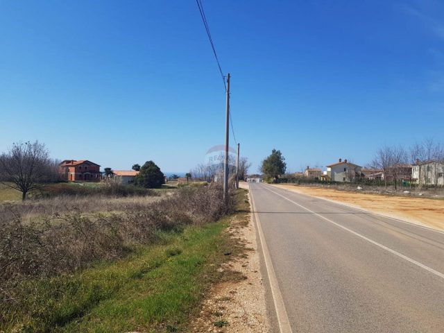 Zemljište na prodaju 1120 m² – Kaštelir