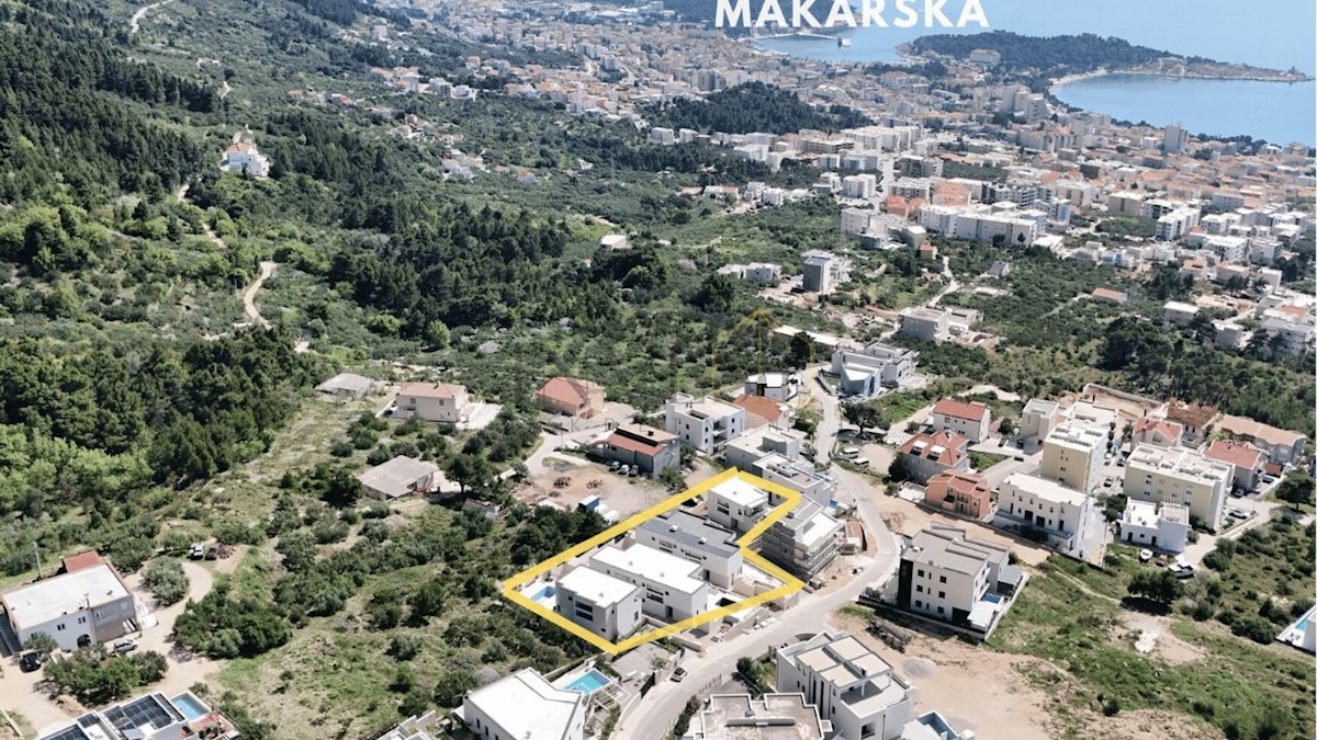 Kuća Na prodaju - SPLITSKO-DALMATINSKA MAKARSKA