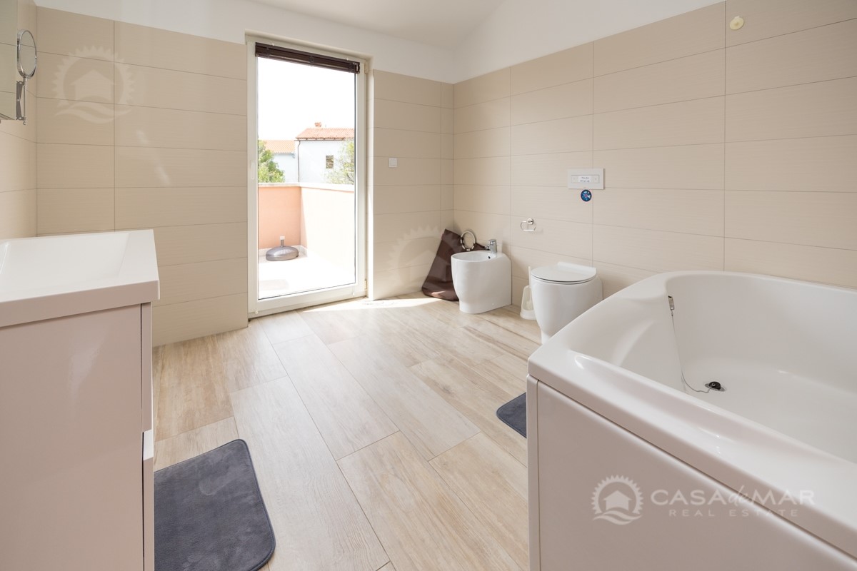 Casa In vendita - PRIMORSKO-GORANSKA KRK