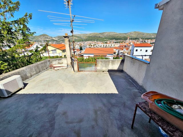 Kuća na prodaju 107 m² – Trogir