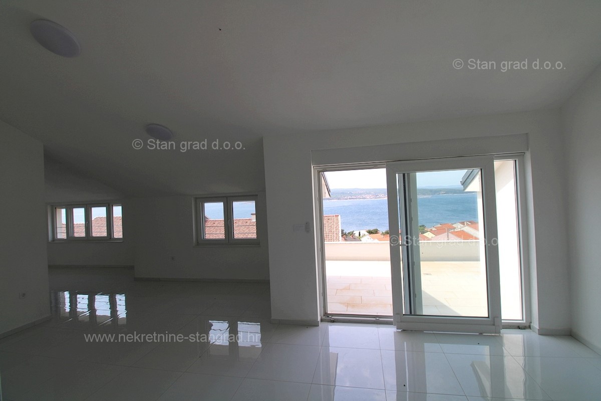 Appartement À vendre - PRIMORSKO-GORANSKA CRIKVENICA