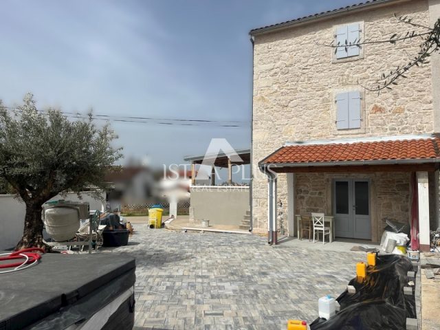 Casa in vendita 105 m² – Poreč