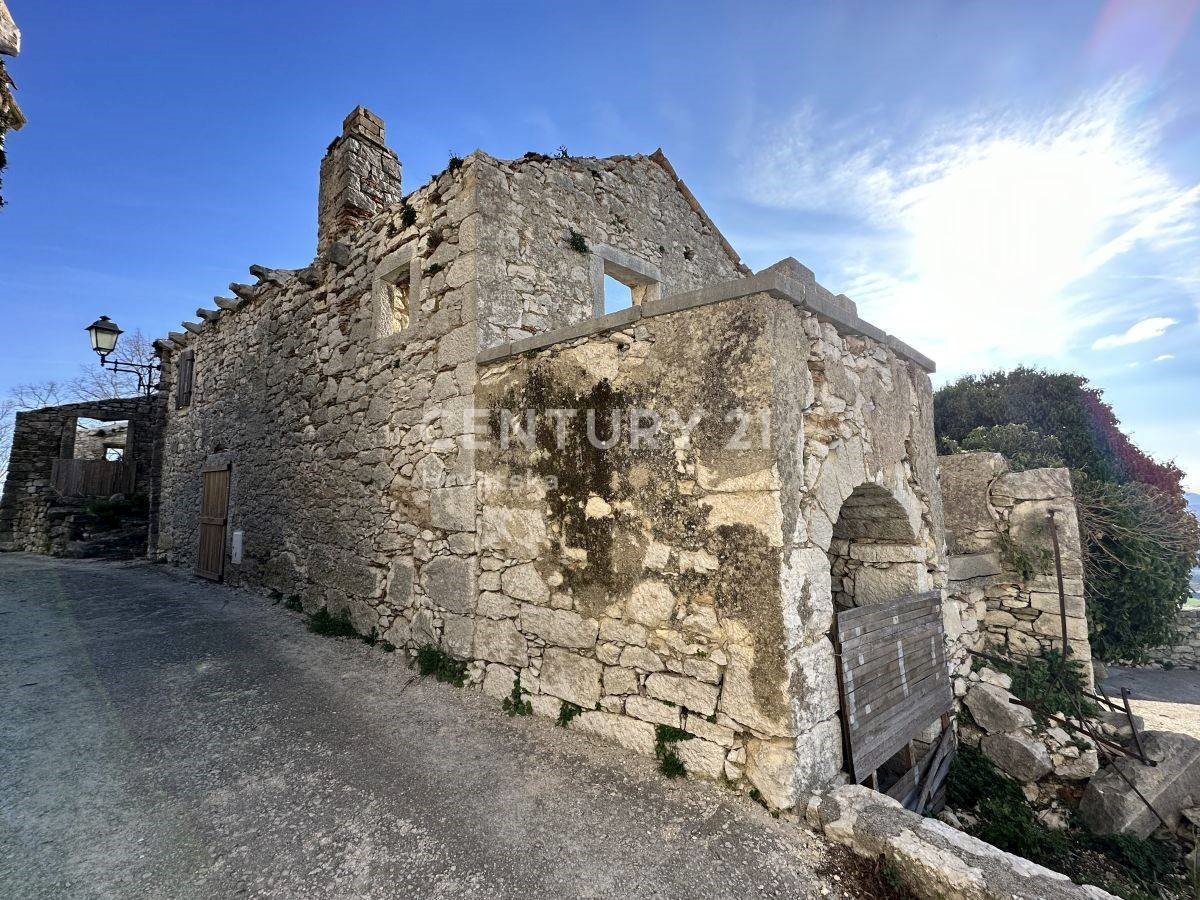 Dom Na predaj - ISTARSKA PIĆAN