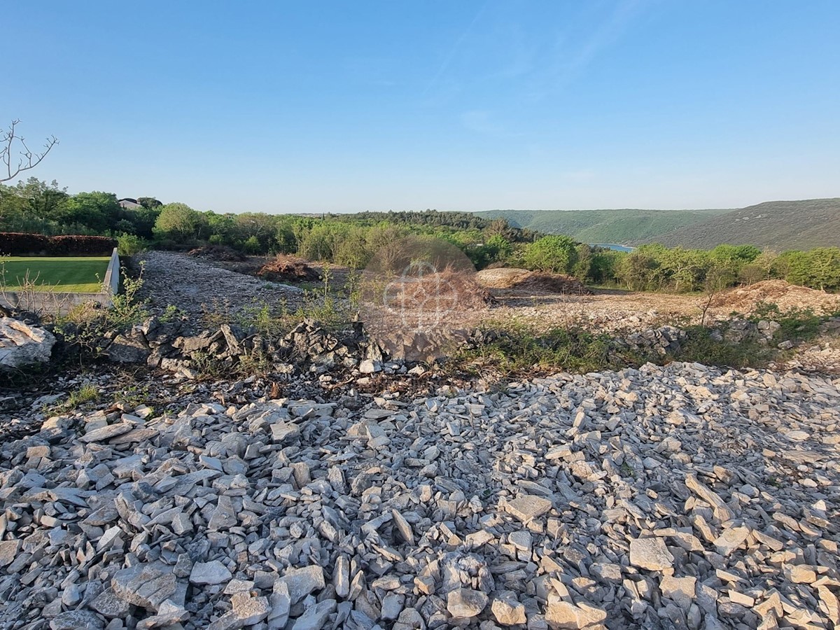 Land For sale - ISTARSKA RAŠA