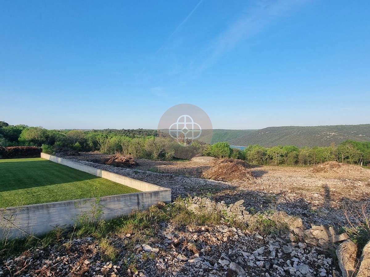 Land For sale - ISTARSKA RAŠA