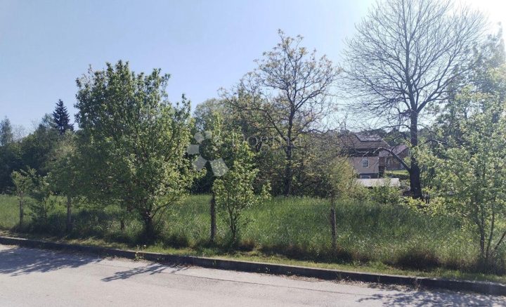 Działka na sprzedaż 1657 m² – Ljubešćica