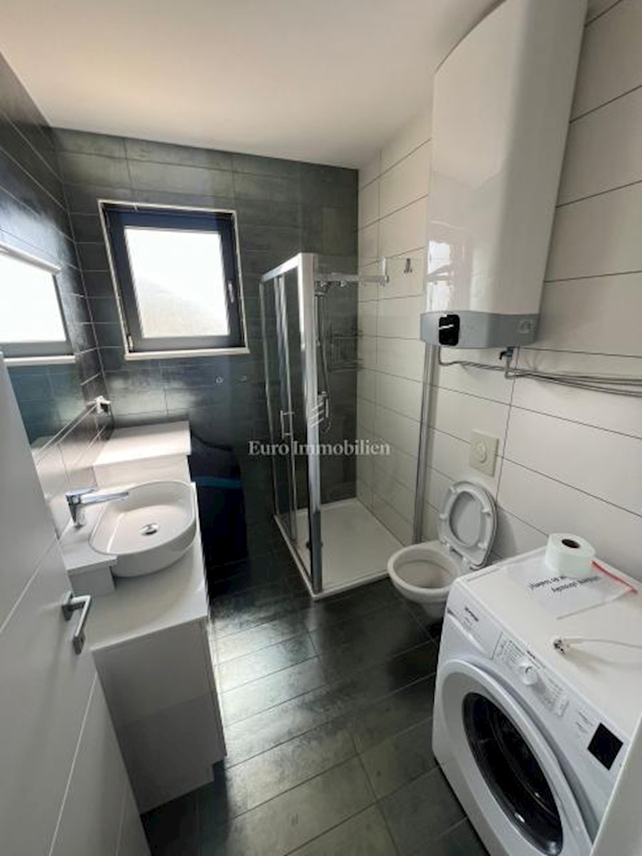 Flat For sale - ZADARSKA PRIVLAKA