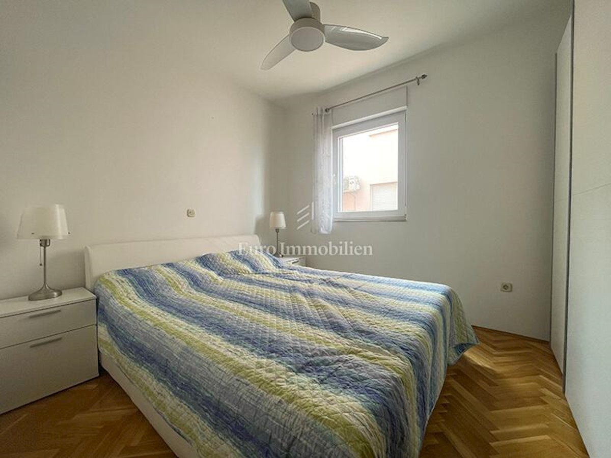 Apartment Zu verkaufen - SPLITSKO-DALMATINSKA BAŠKA VODA