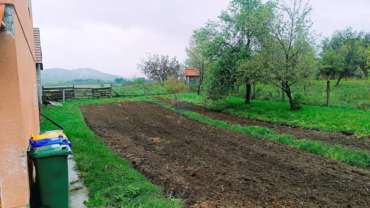 Maison À vendre - KARLOVAČKA PLAŠKI