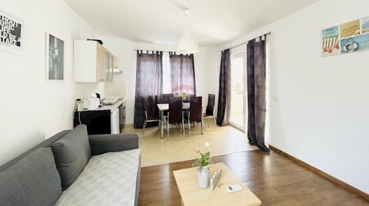 Apartma Naprodaj - - foto 2/2