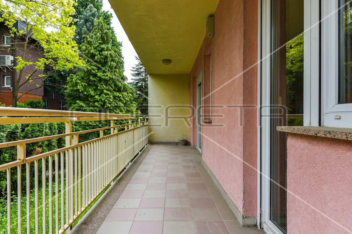 Apartmán Na predaj - GRAD ZAGREB ZAGREB