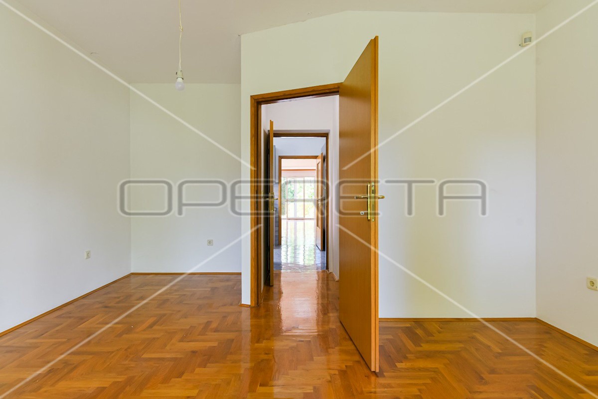 Apartmán Na predaj - GRAD ZAGREB ZAGREB