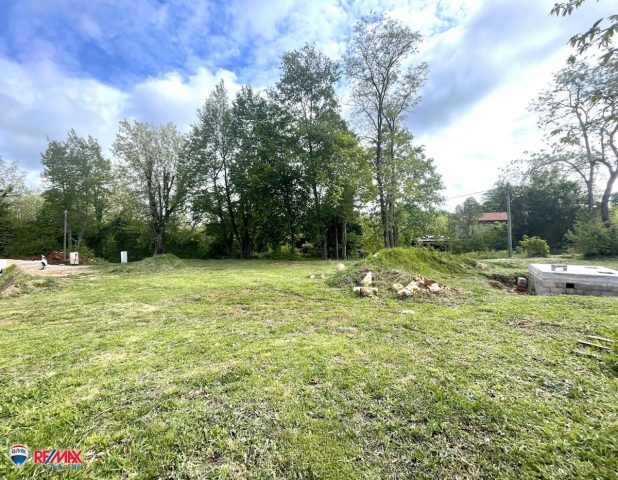 Działka na sprzedaż 1100 m² – Labin