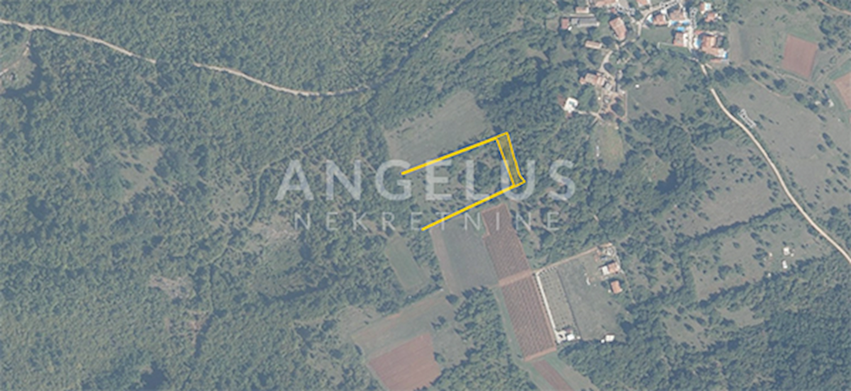 Land For sale - ISTARSKA VIŠNJAN