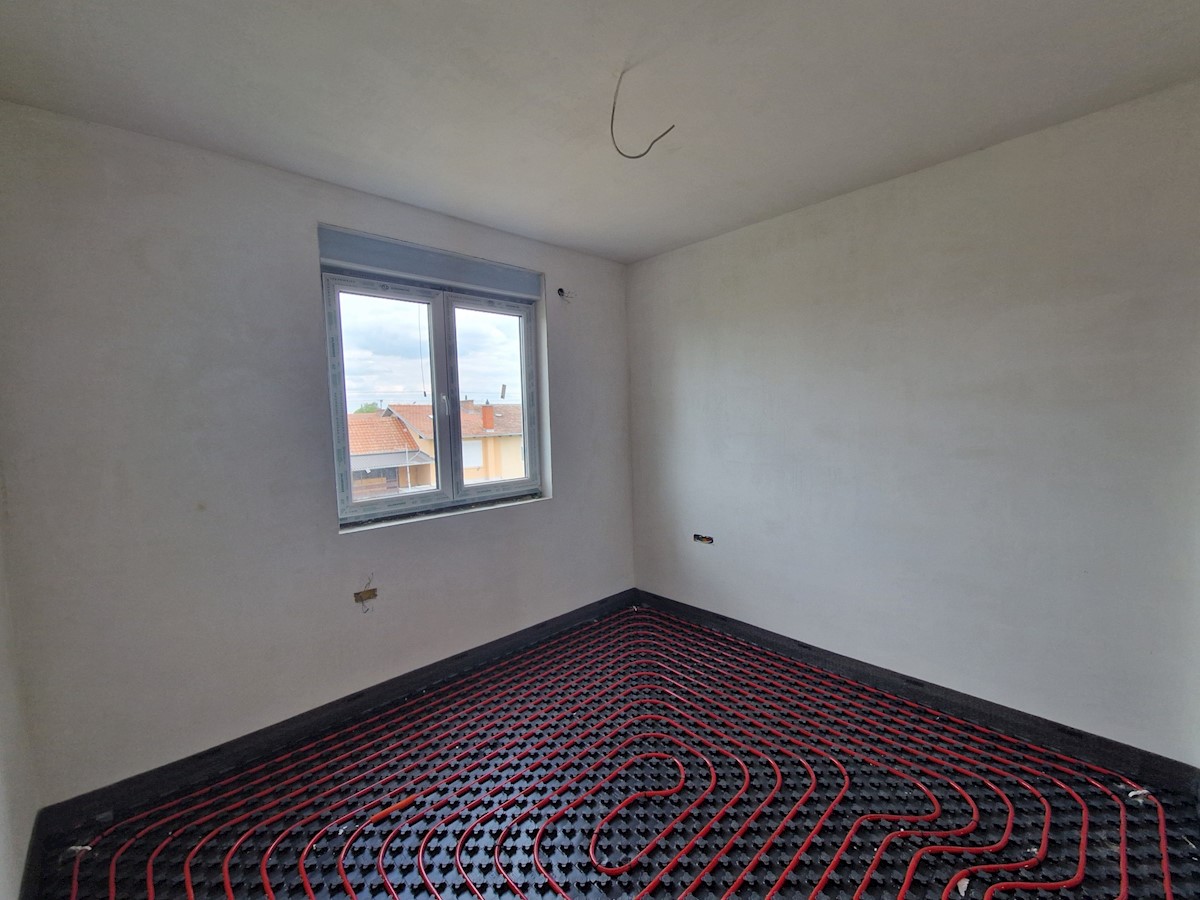 Apartma Na predaj - OSJEČKO-BARANJSKA OSIJEK