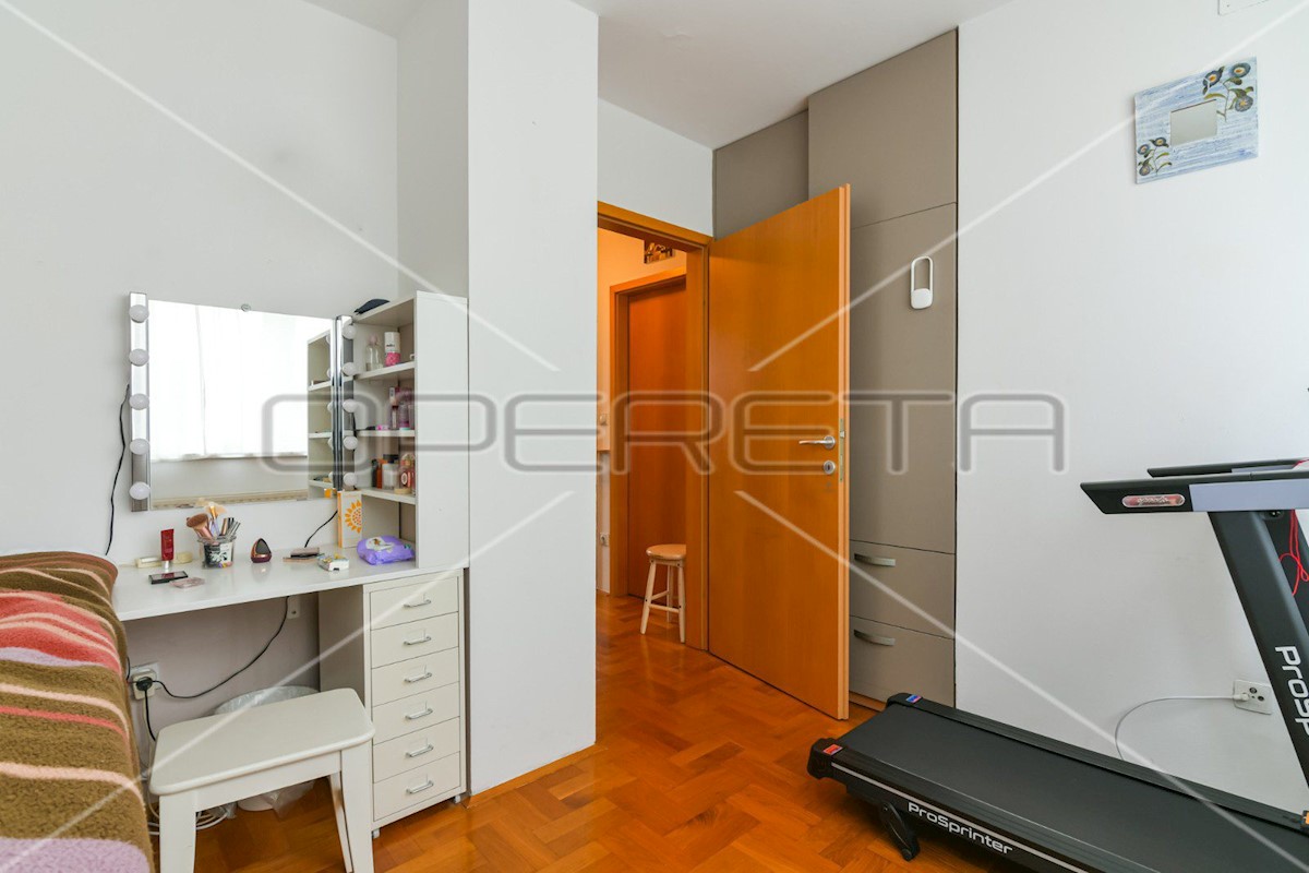 Apartma Na predaj - GRAD ZAGREB ZAGREB