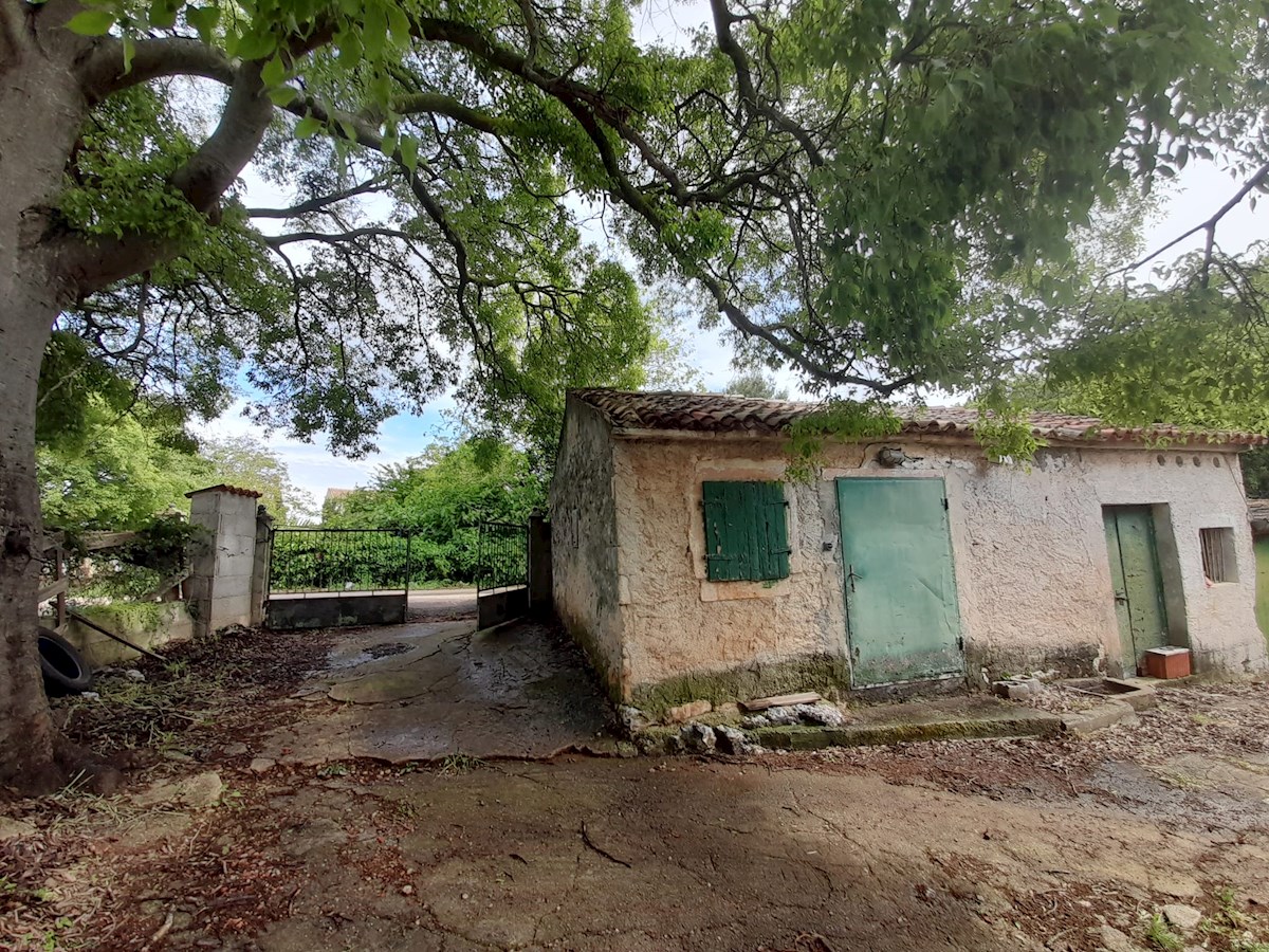 Kuća Na prodaju - ISTARSKA LIŽNJAN