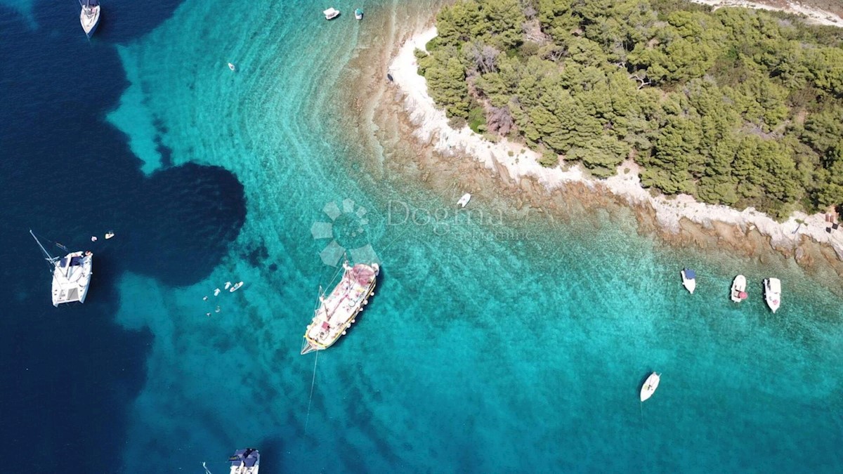 Terreno In vendita - SPLITSKO-DALMATINSKA HVAR