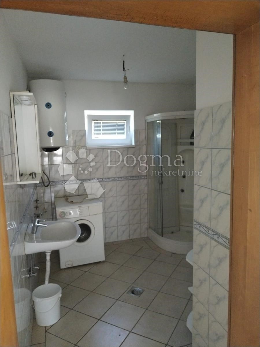 House For sale - KARLOVAČKA KARLOVAC