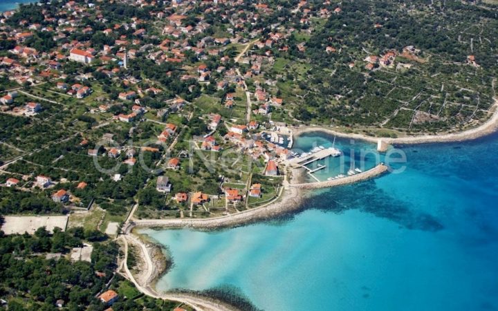 Terrain à vendre 880 m² – Silba