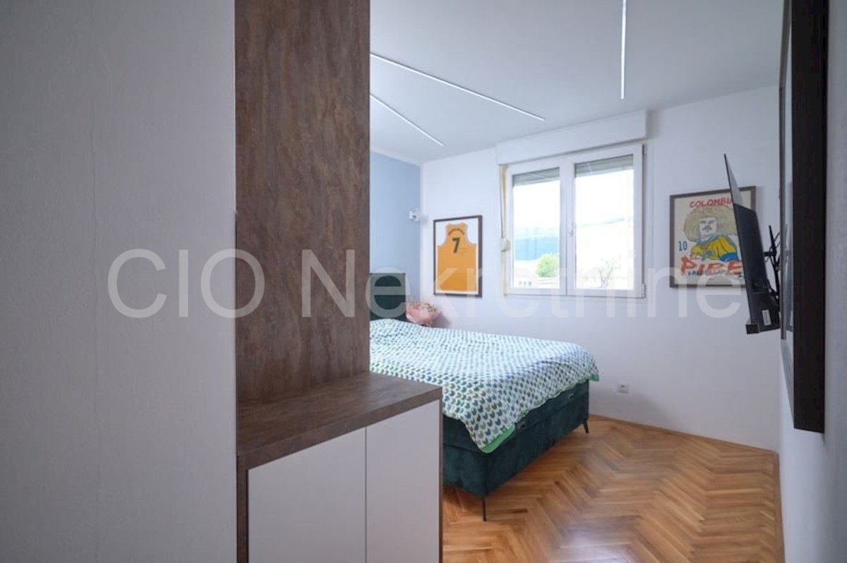 Appartamento In vendita - SPLITSKO-DALMATINSKA SPLIT