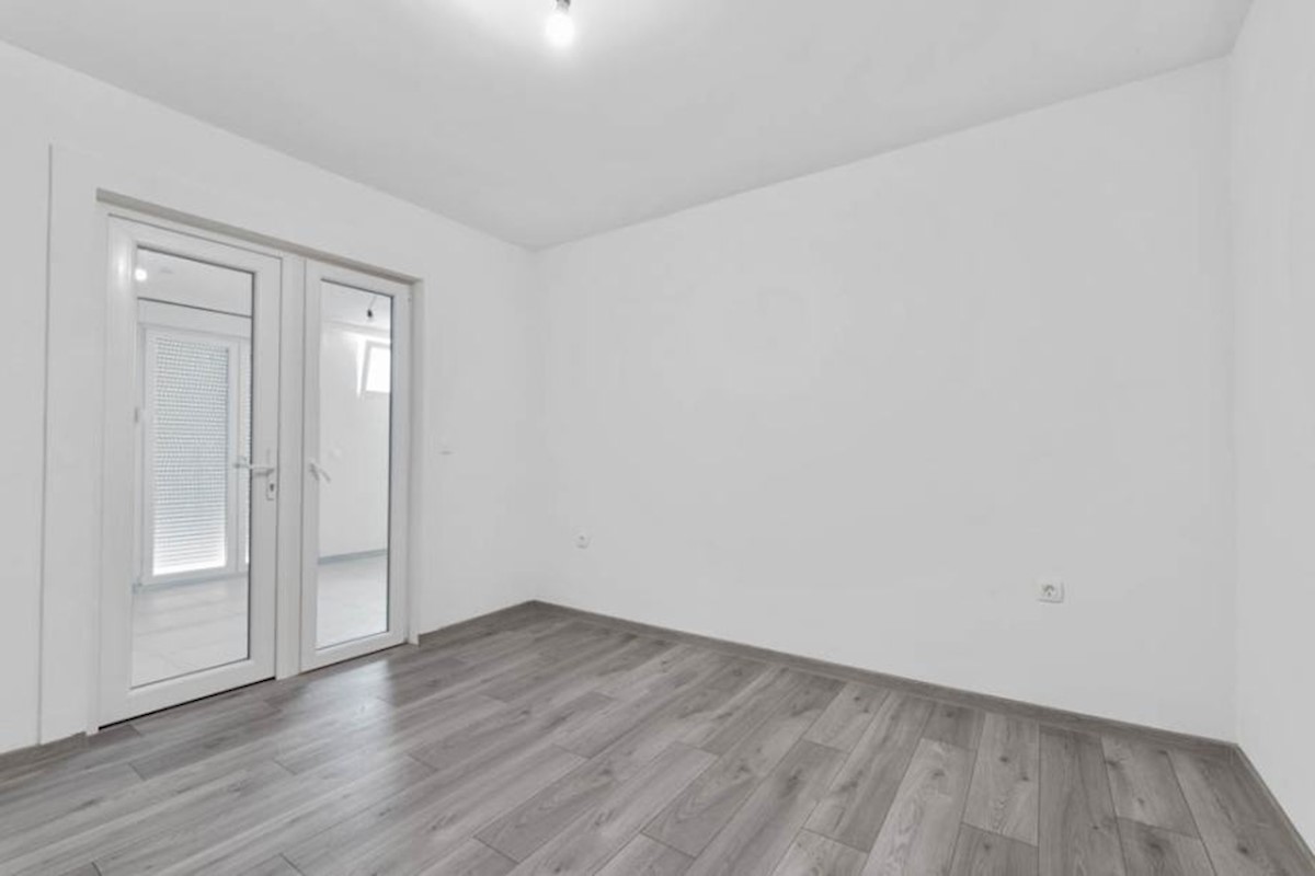 Apartmán Na predaj - ISTARSKA POREČ