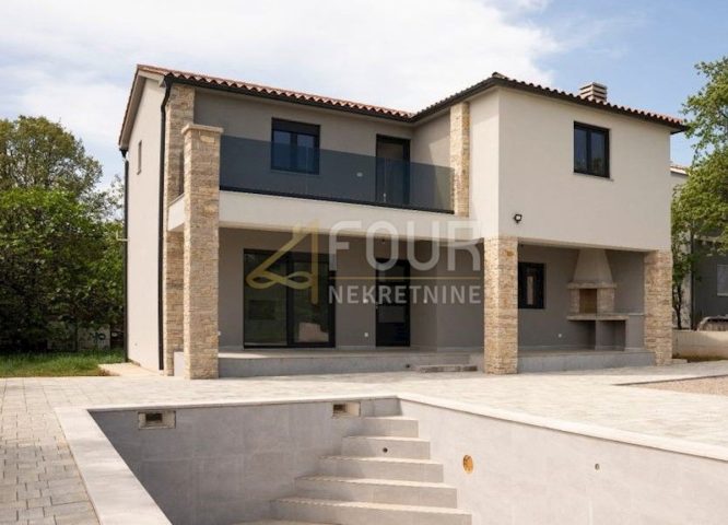 House for sale 150 m² – Raša