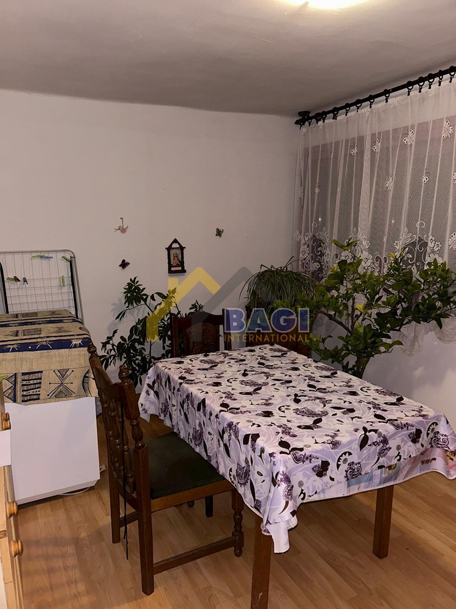 Haus Zu verkaufen - KOPRIVNIČKO-KRIŽEVAČKA KRIŽEVCI
