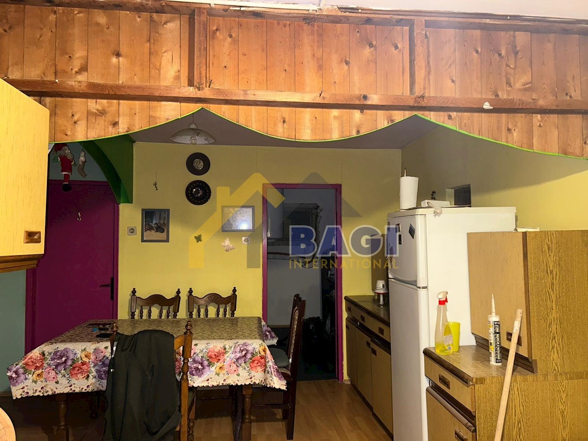 Haus Zu verkaufen - KOPRIVNIČKO-KRIŽEVAČKA KRIŽEVCI