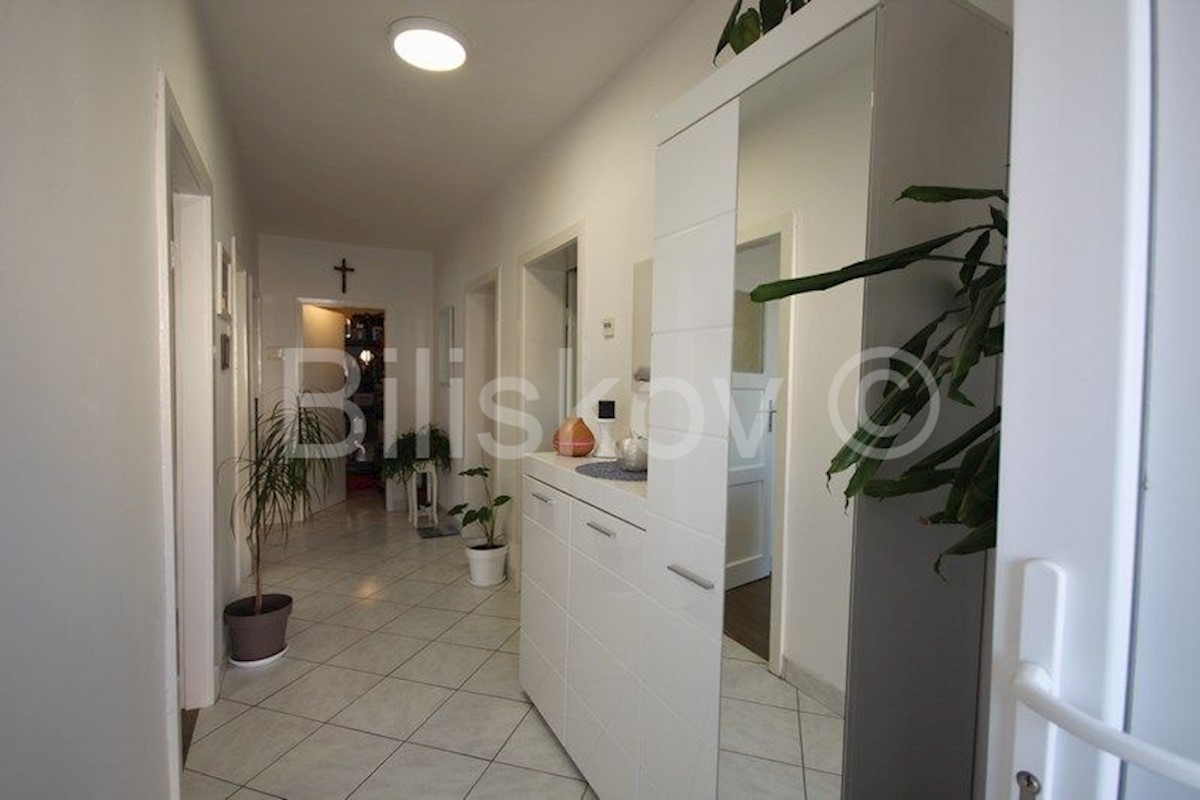 Apartmán Na predaj - SPLITSKO-DALMATINSKA SPLIT